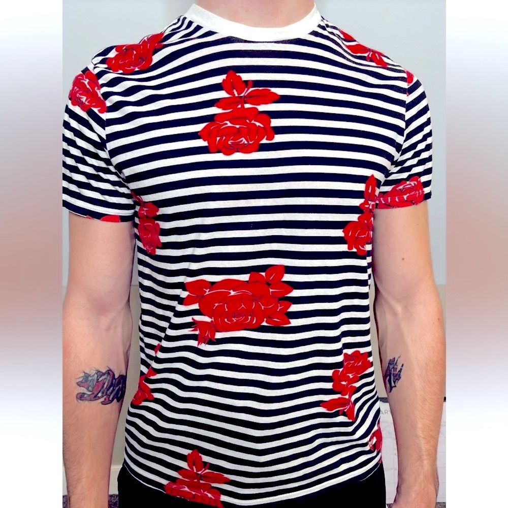 Guess Men’s Roses and Stripes Tee Shirt